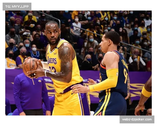 女子49公斤级半决赛现争议判罚，教练申诉未果，选手含泪离场